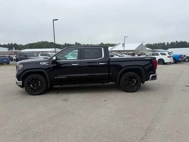 Used 2024 Black GMC SLT image 9