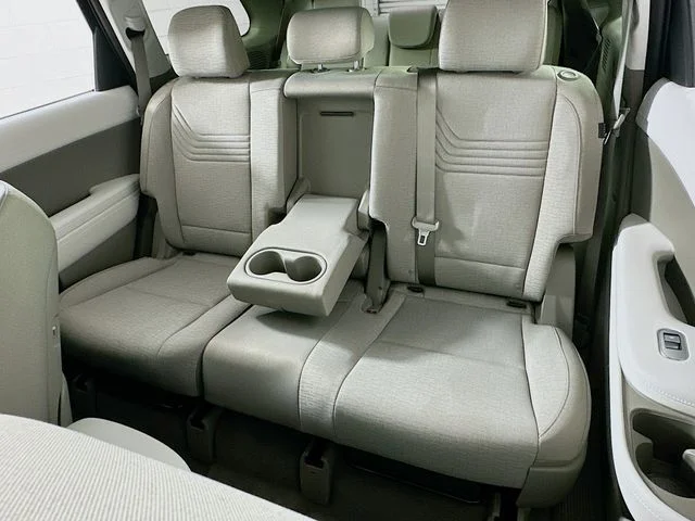 New 2026 Hyundai PALISADE SE