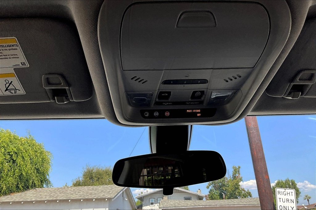 Used 2018 Gray Chevrolet LT image 15
