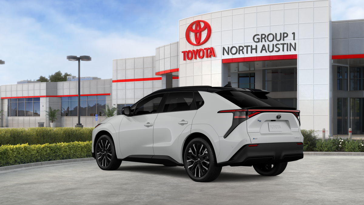 New 2026 Wind Chill Pearl with Midnight Black Metallic roof Toyota Limited image 6