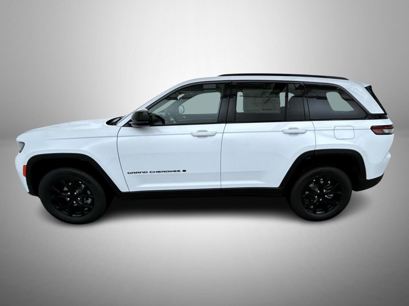New 2026 Bright White Clear-Coat Exterior Paint Jeep Altitude image 8