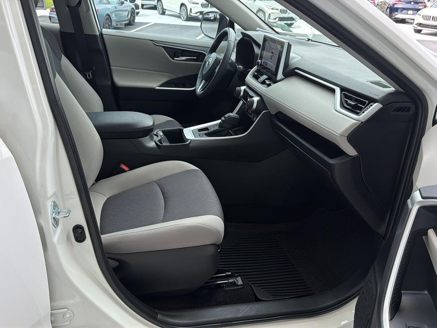 Used 2024 Ice Cap Toyota XLE image 13