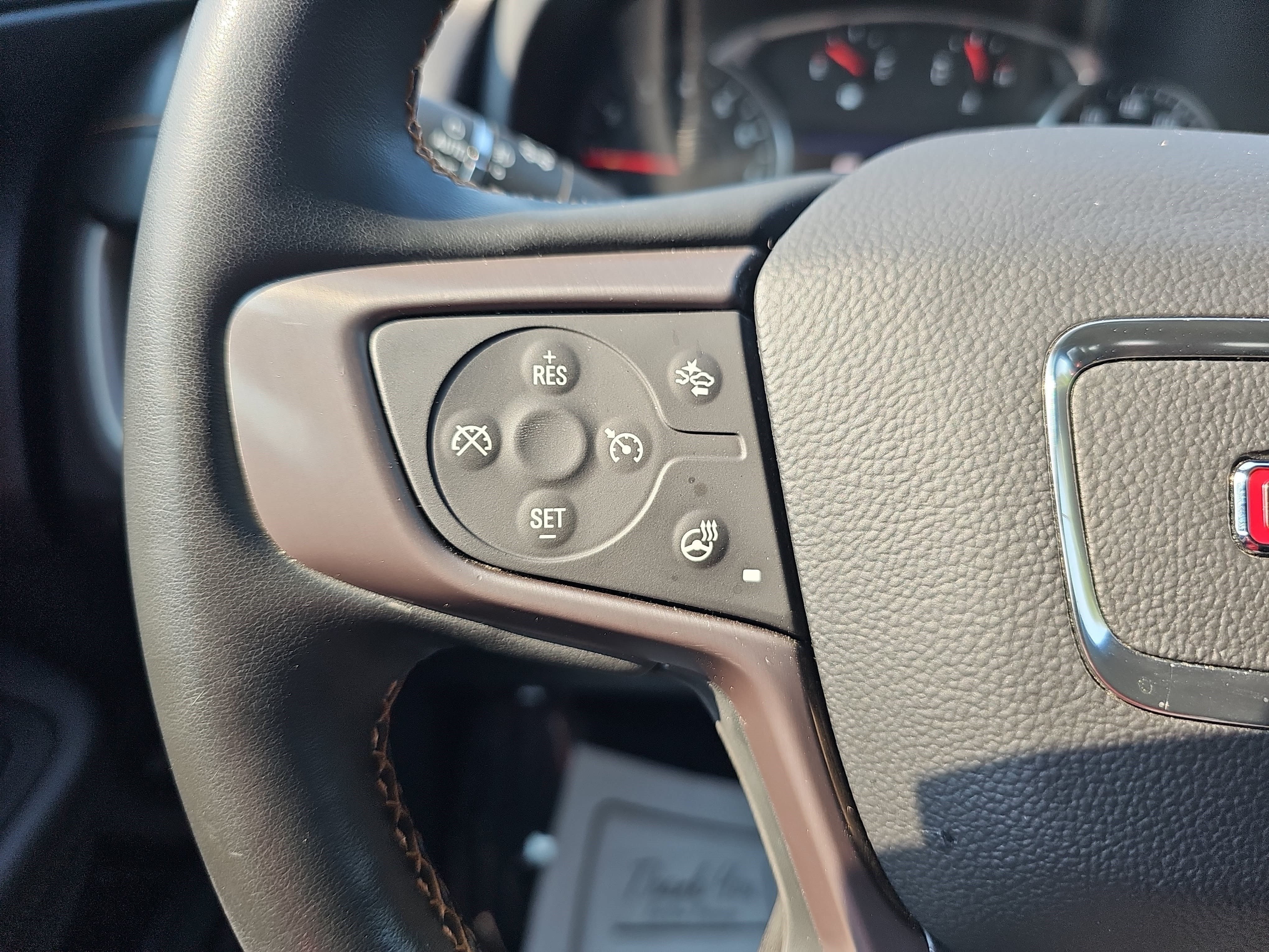 Used 2023 Summit White GMC AT4 image 13