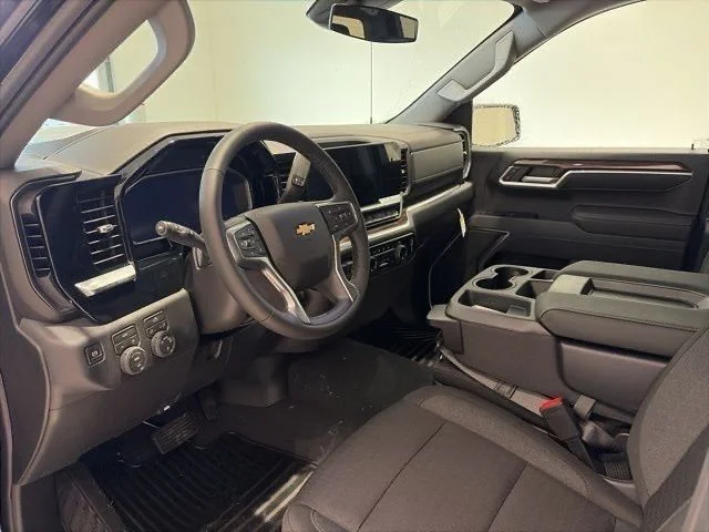 2026 Chevrolet Silverado 1500 LT - Photo 10