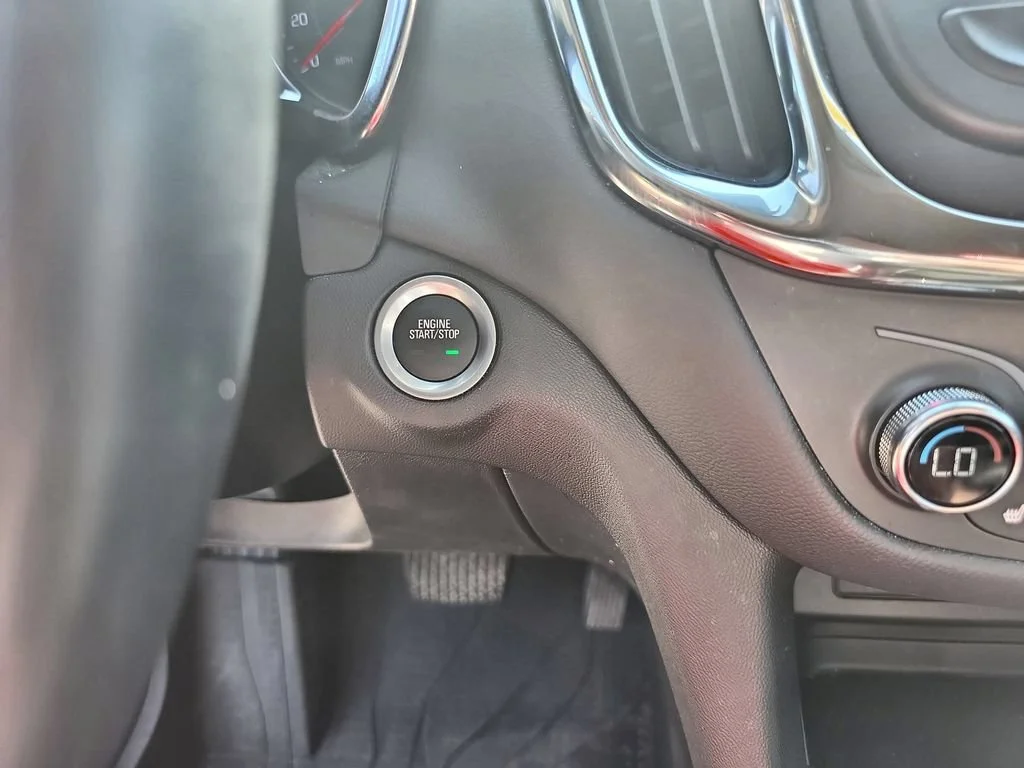 2024 Chevrolet Equinox LT - Photo 17
