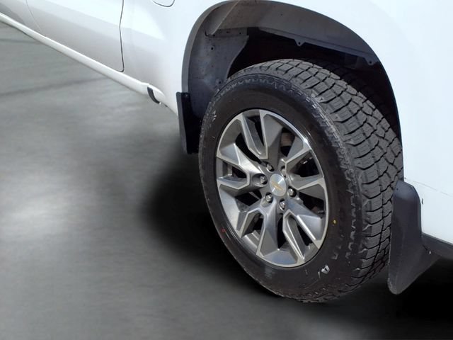Used 2023 Summit White Chevrolet LT image 18