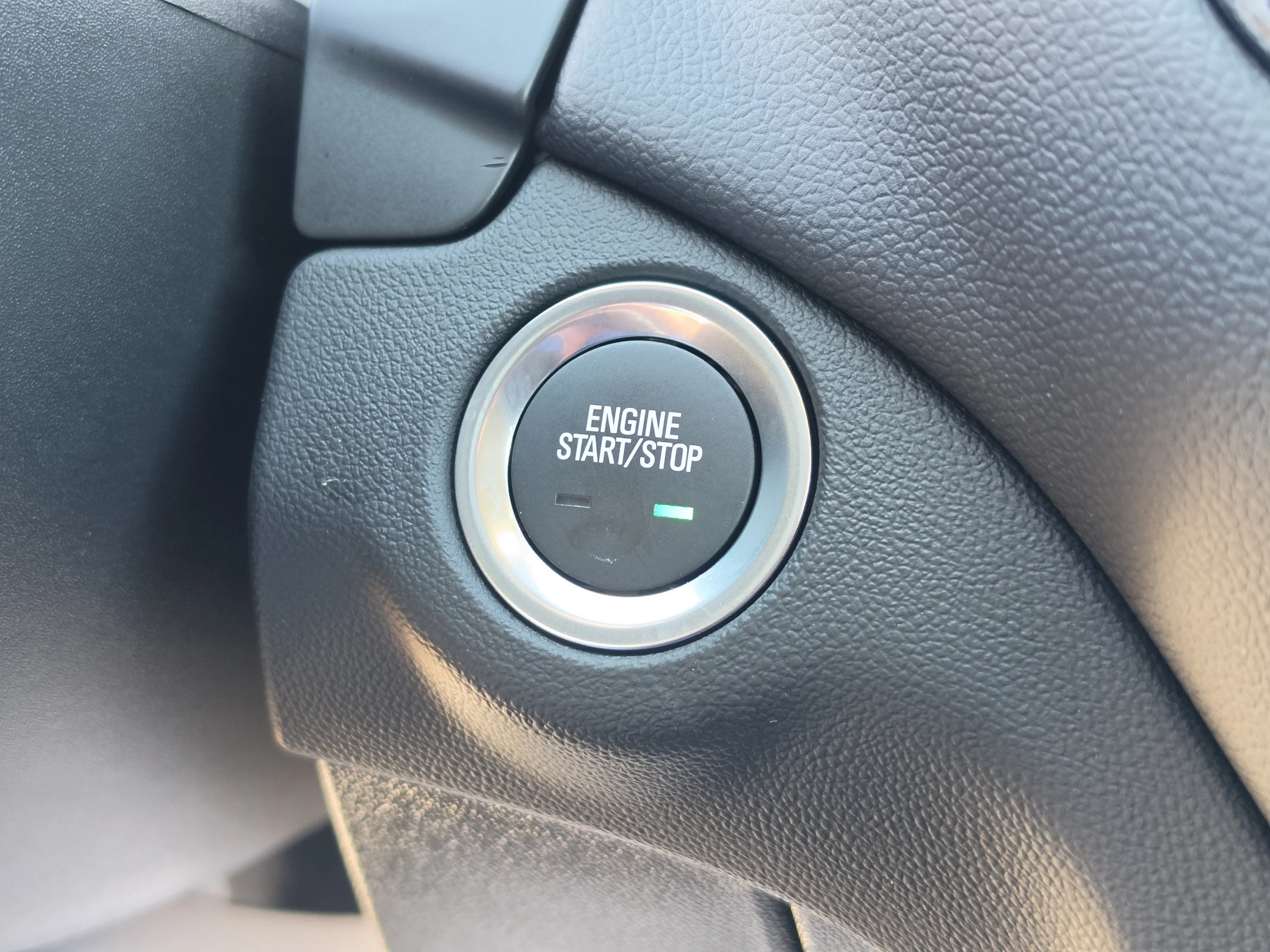 Used 2024 Summit White Chevrolet LT image 36