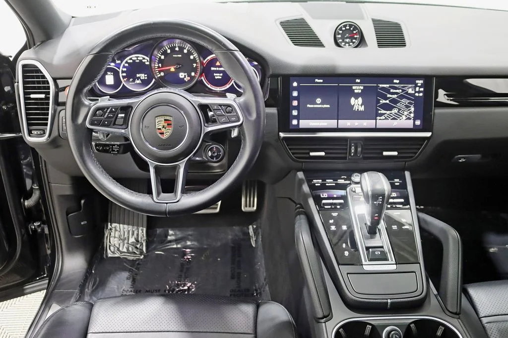 2022 Porsche Cayenne Coupe S