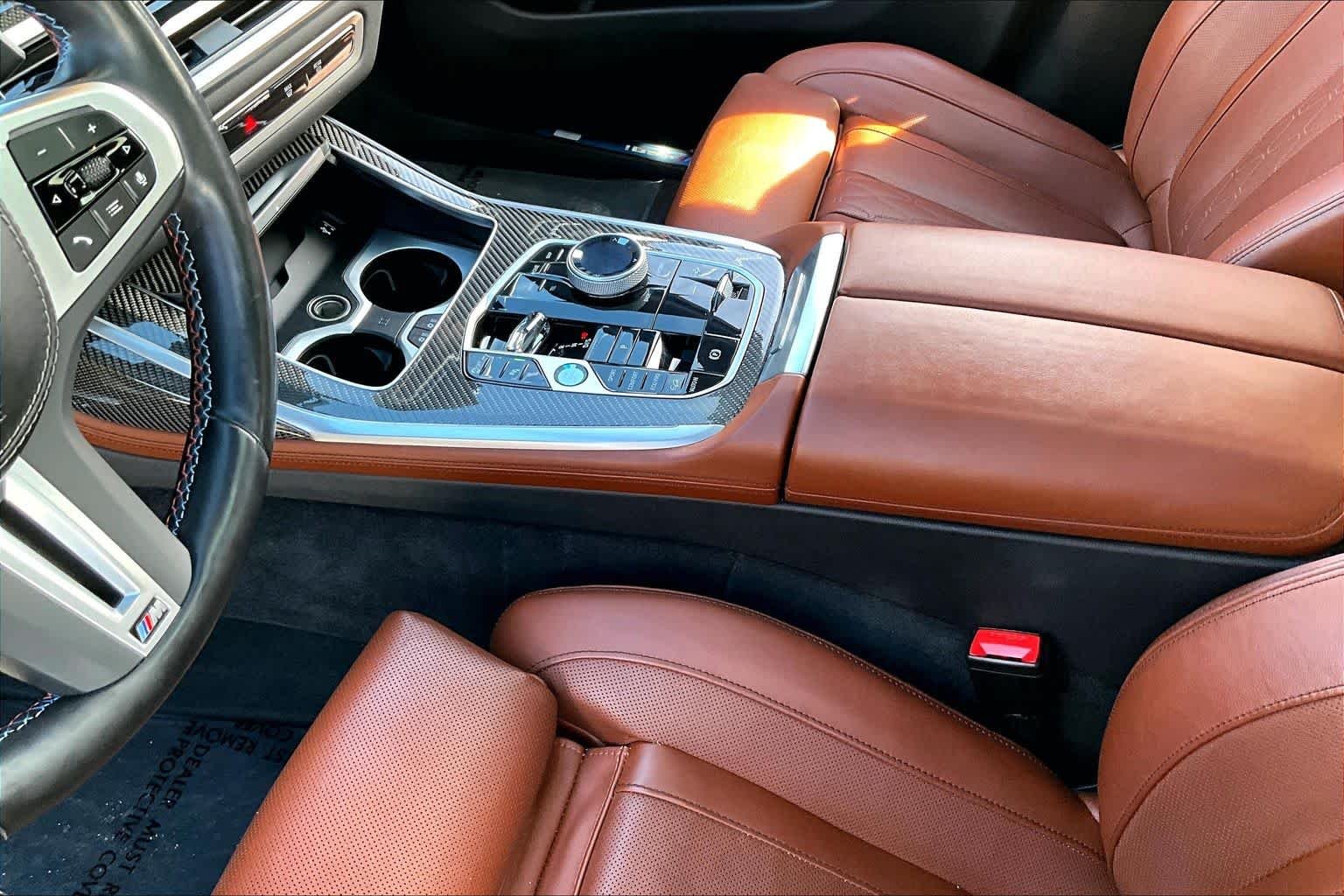 Used 2024 Manhattan Green Metallic BMW M60i image 16