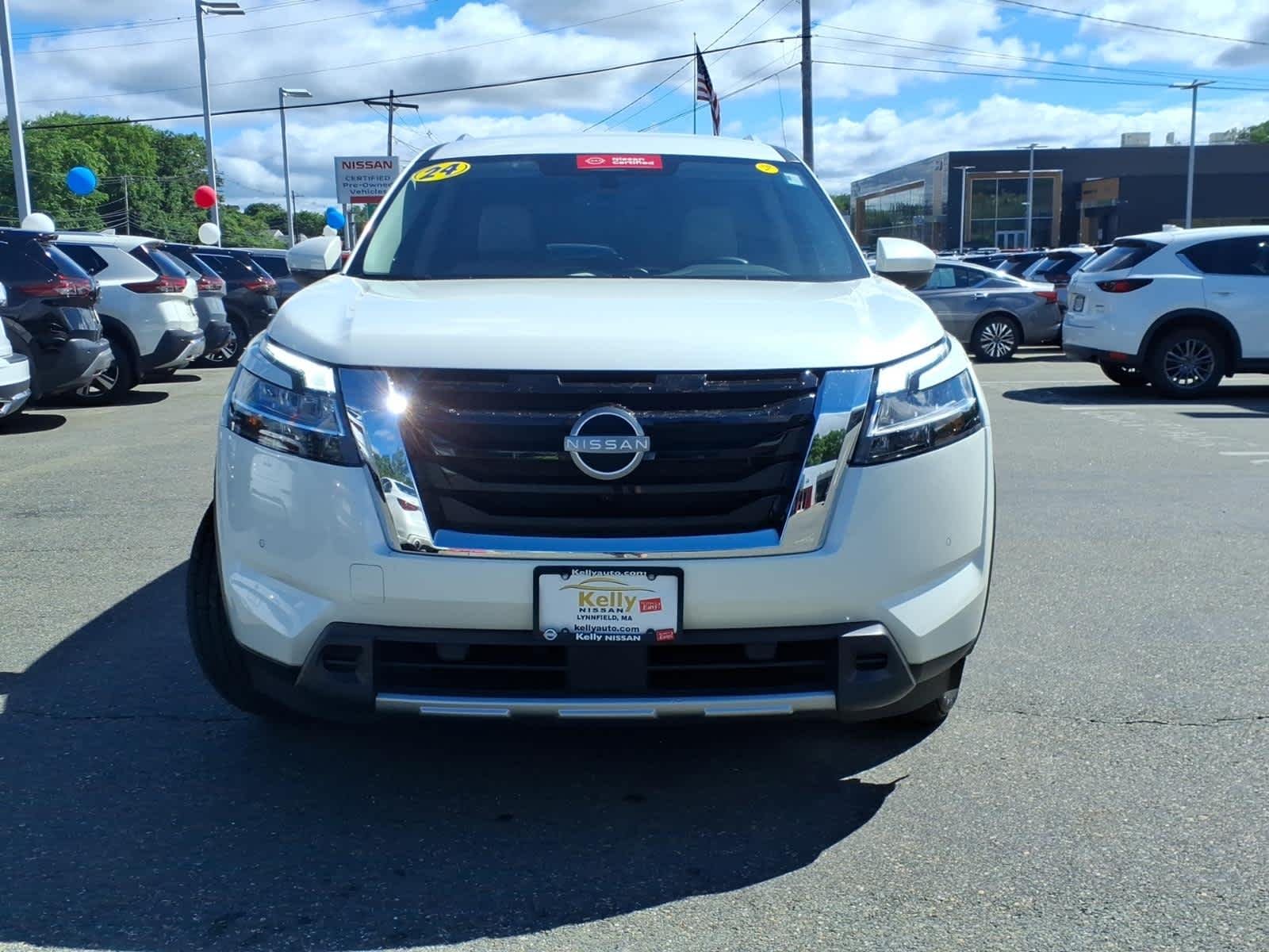 Certified Used 2024 Pearl White Tricoat Nissan SL image 2