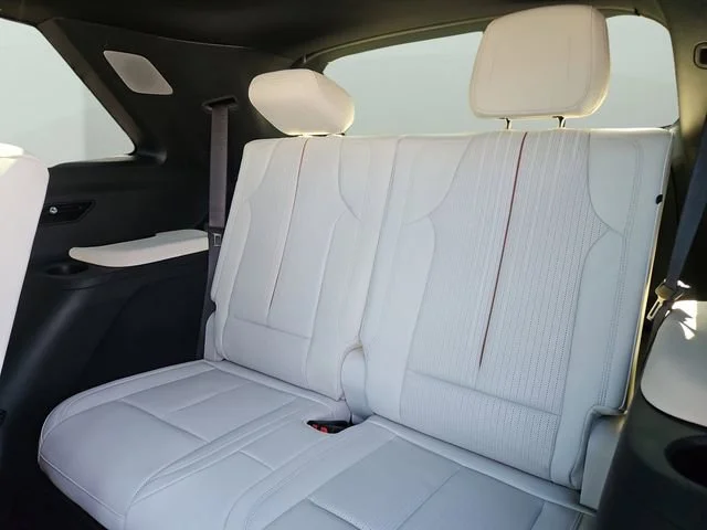 2026 Cadillac VISTIQ Sport - Photo 23