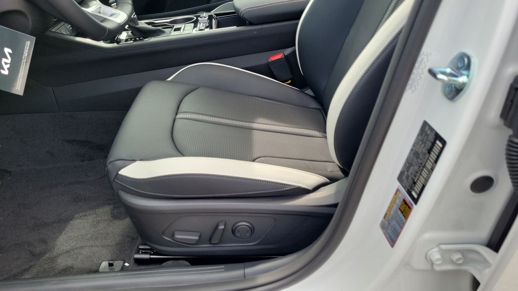 New 2026 Snow White Pearl Kia GT-Line FWD image 16