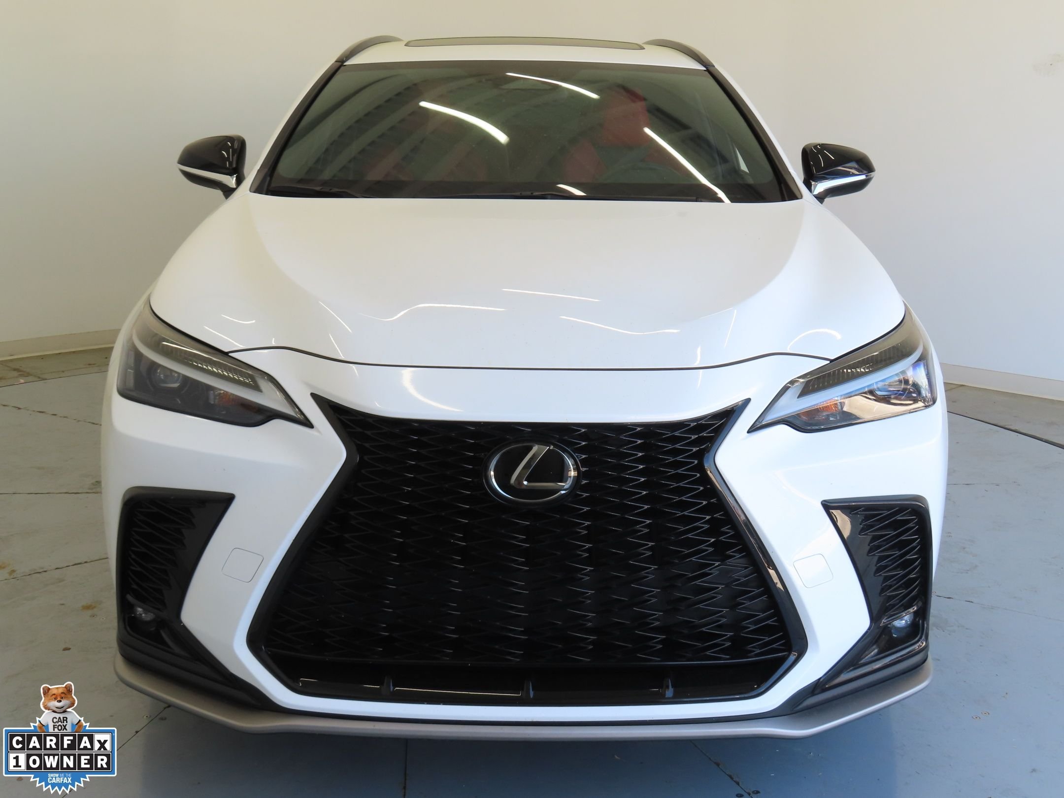 Used 2024 White Lexus 350 F SPORT Handling image 9