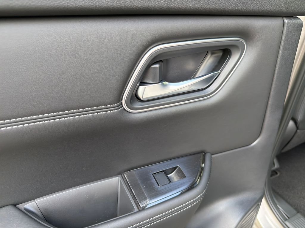 New 2026 Nissan Rogue Platinum 4D Sport Utility