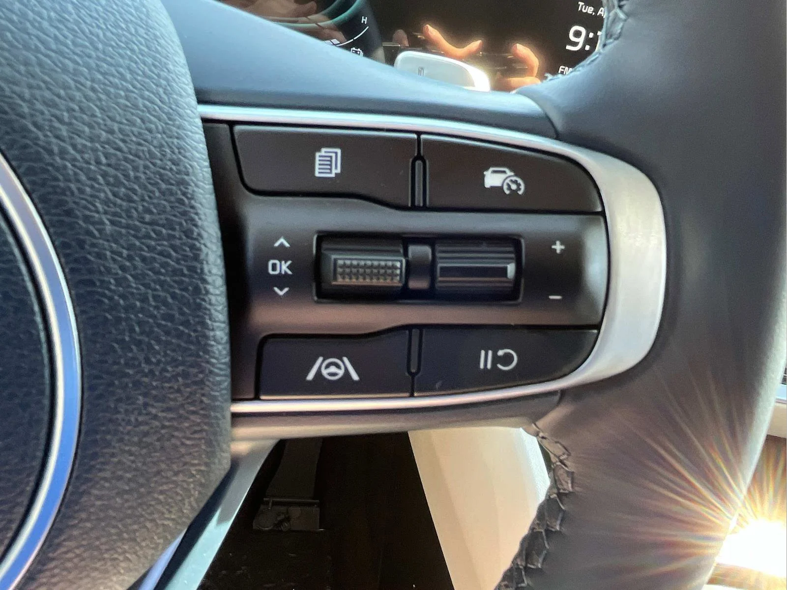 2025 Kia Sportage EX Hybrid - Photo 21