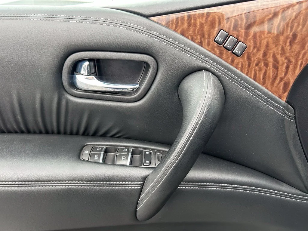 Certified Used 2017 White Nissan Platinum image 7