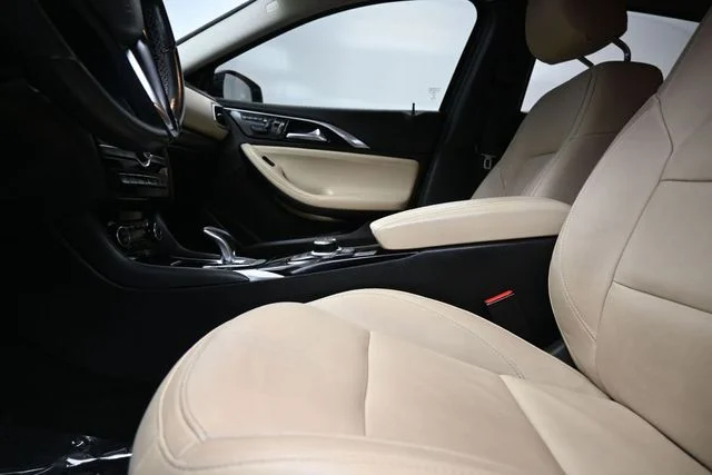 Used 2018 Black INFINITI ESSENTIAL image 17