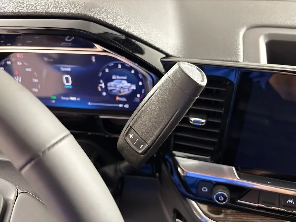 New 2026 Sterling Gray Metallic Chevrolet LT (2FL) image 39