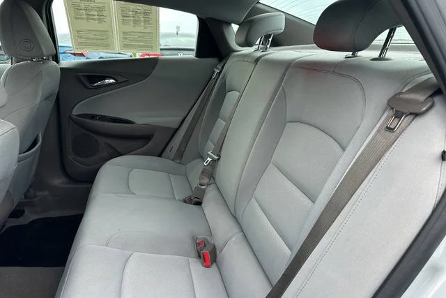 Used 2021 SILVER ICE METALLIC Chevrolet LS image 20