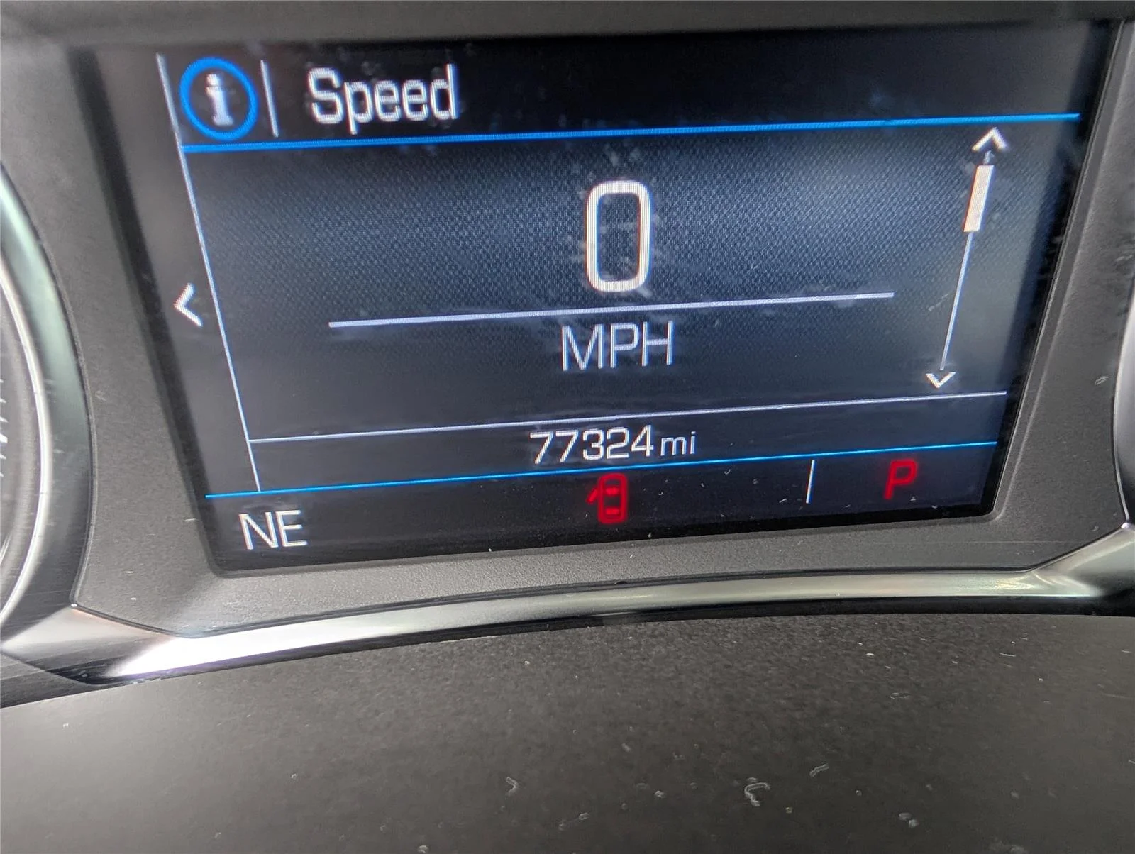 Used 2024 Summit White GMC SLE image 21