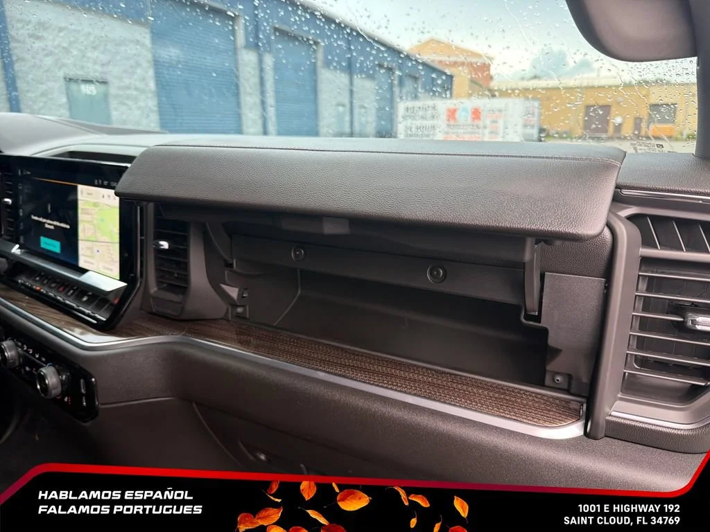 Used 2026 Riptide Blue Metallic Chevrolet LT image 27