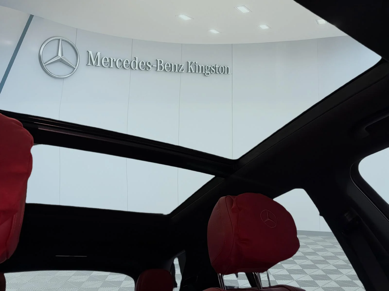 New 2026 manufaktur paint manufaktur si Mercedes-Benz GLE 580 4MATIC SUV image 34