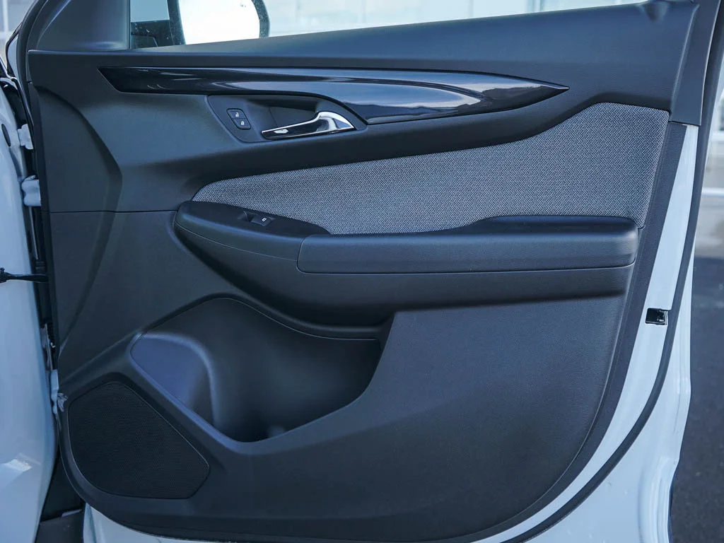 New 2026 Mosaic Black Metallic Chevrolet LT image 9