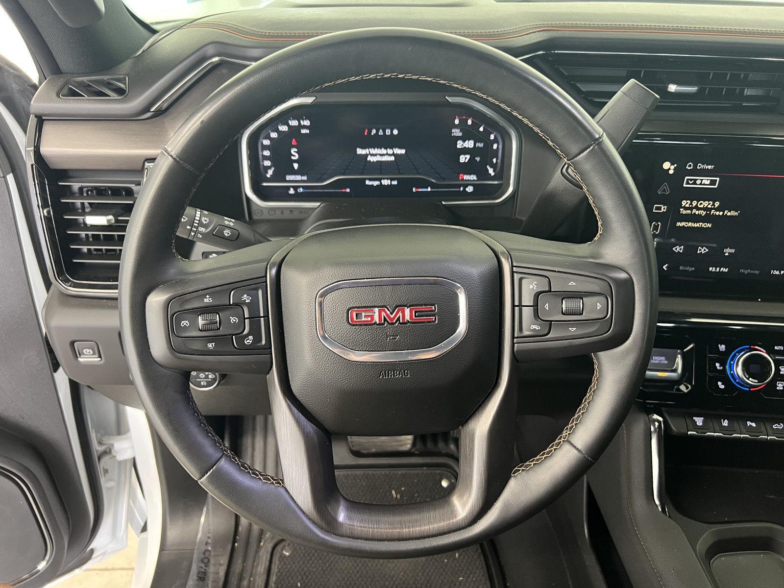2024 GMC Sierra 2500HD AT4 - Photo 19
