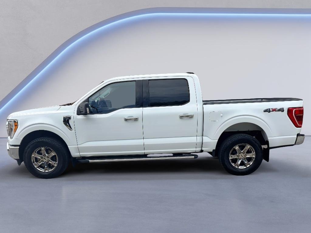 Used 2022 Oxford White Ford XLT image 2