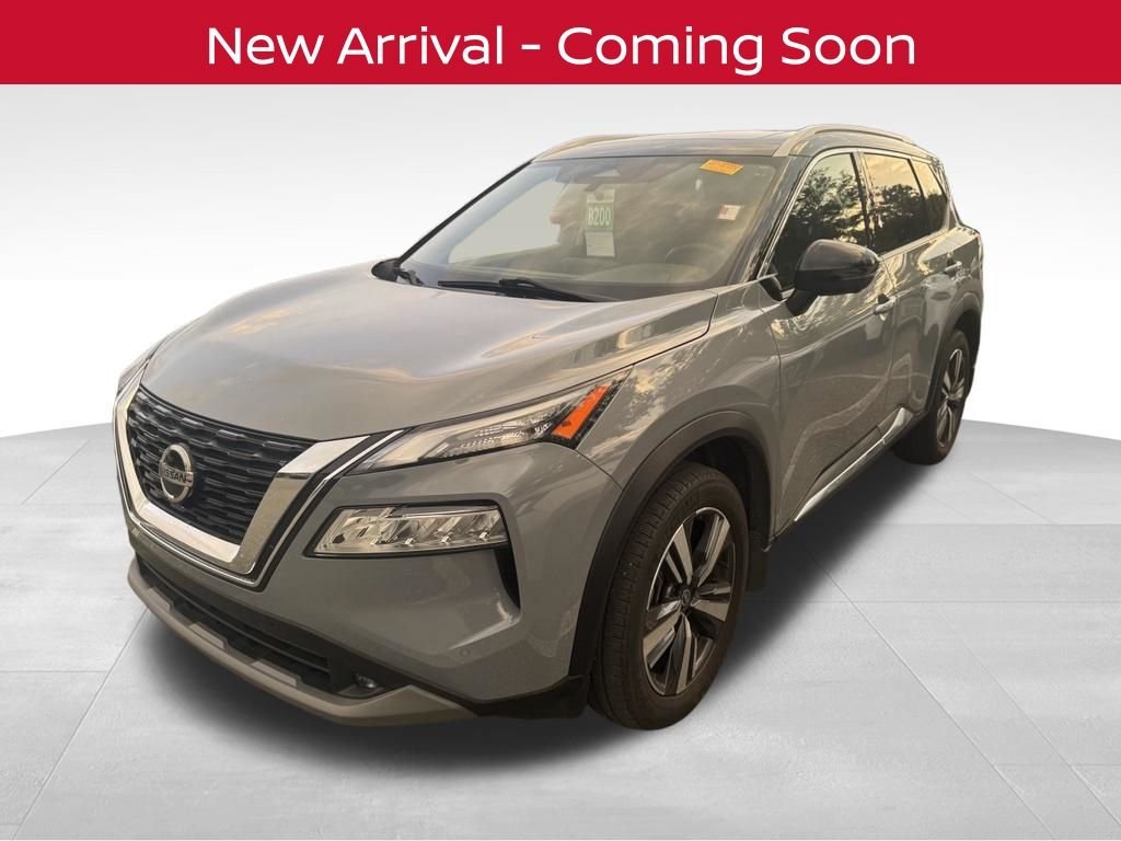 Used 2021 Gray Nissan SL image 1