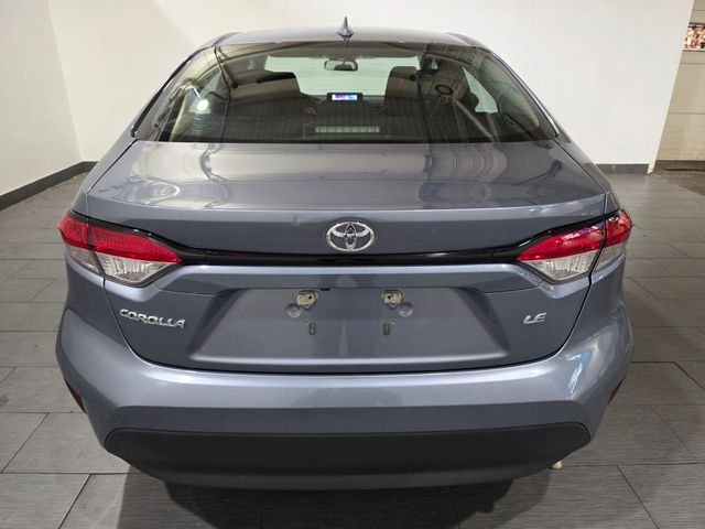 Used 2024  Toyota LE image 4