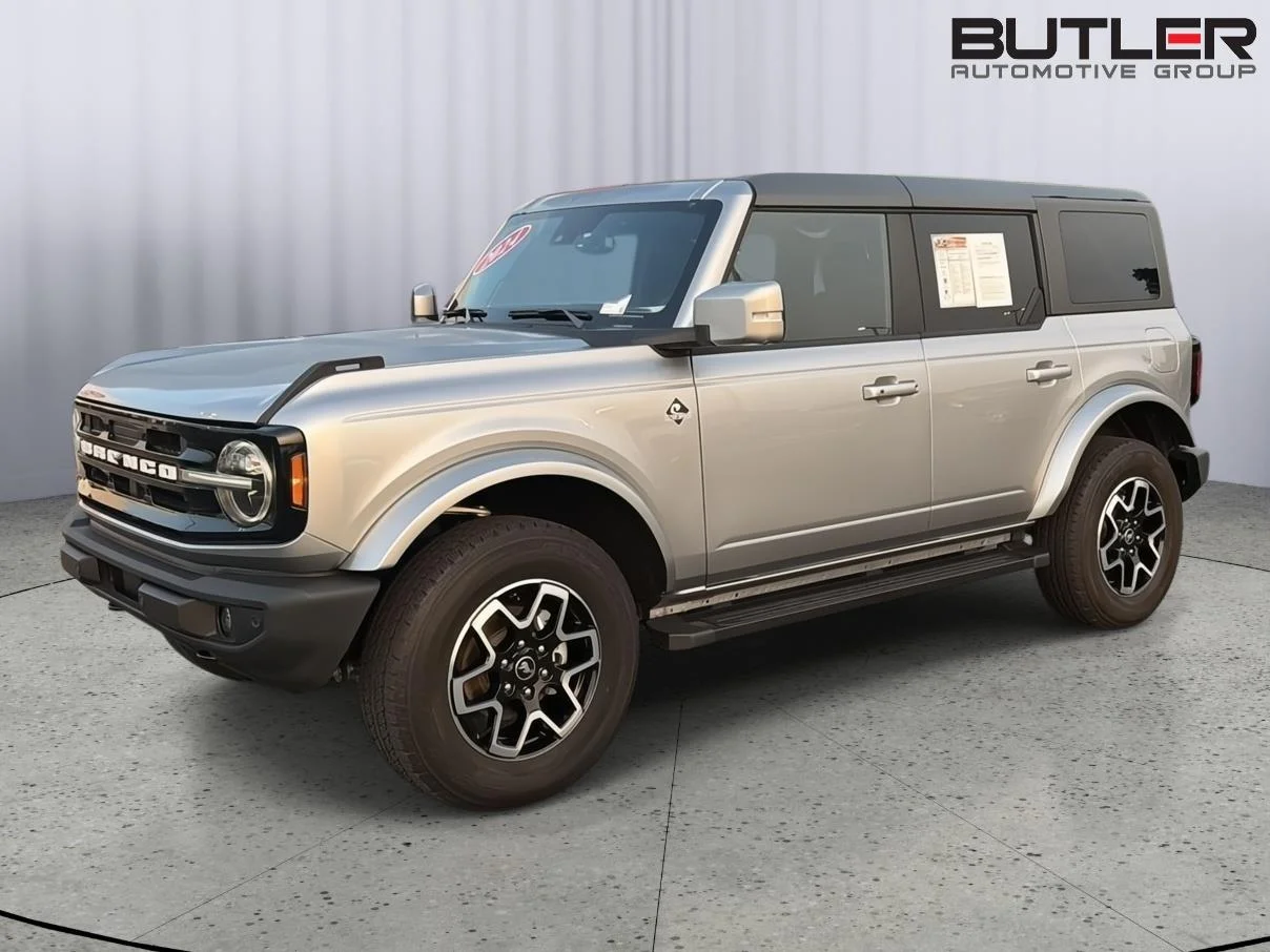 2024 Ford Bronco Outer Banks 4x4's photo