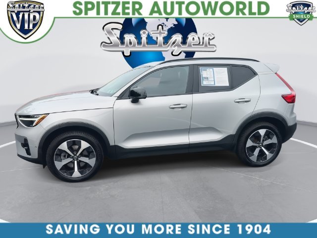 2023 Volvo XC40 Plus - Photo 10