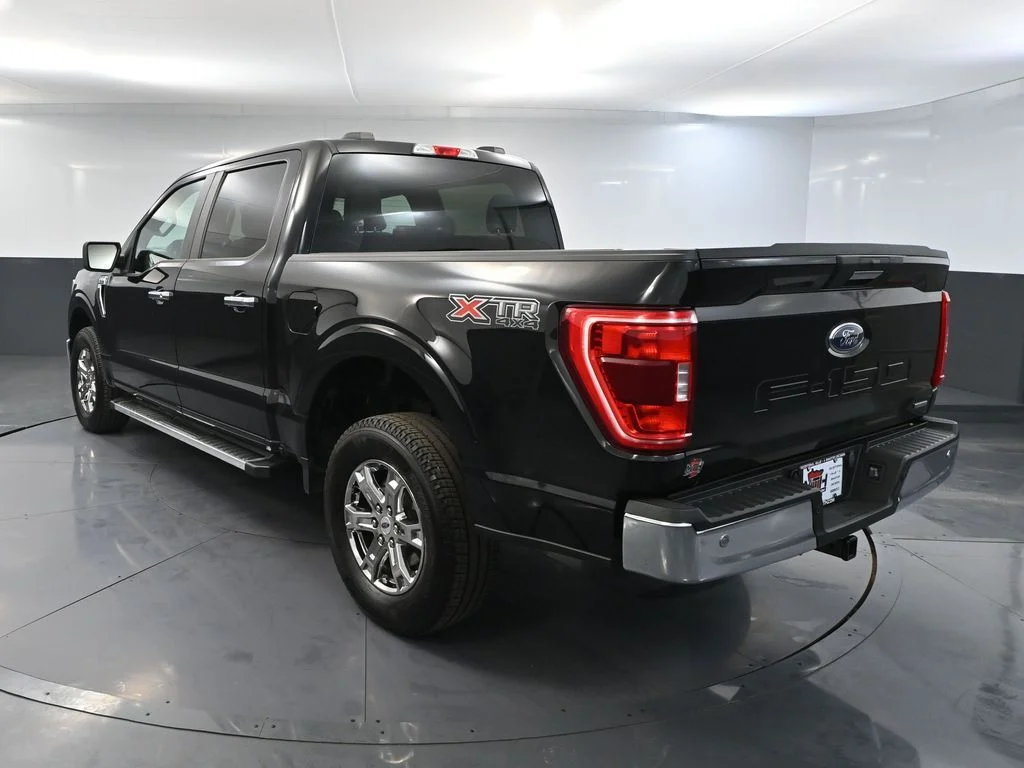 Certified Used 2023 Gray Ford XLT image 8