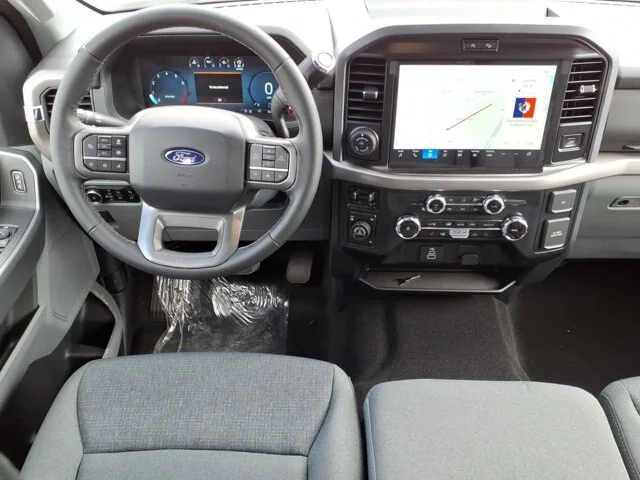 New 2026 Agate Black Metallic Ford XLT image 35