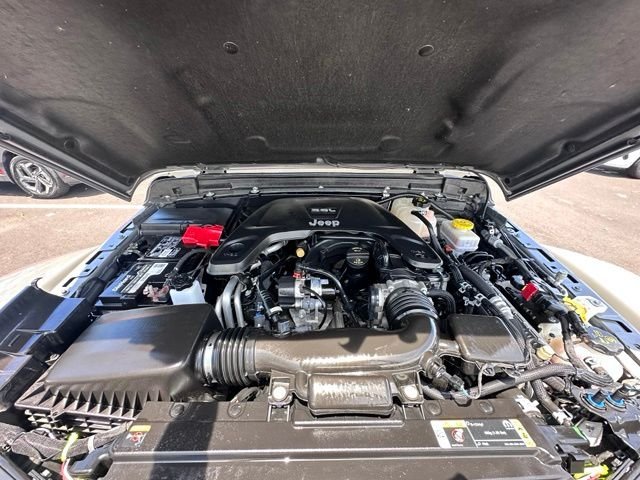 Used 2021 Gray Jeep Unlimited Rubicon image 17