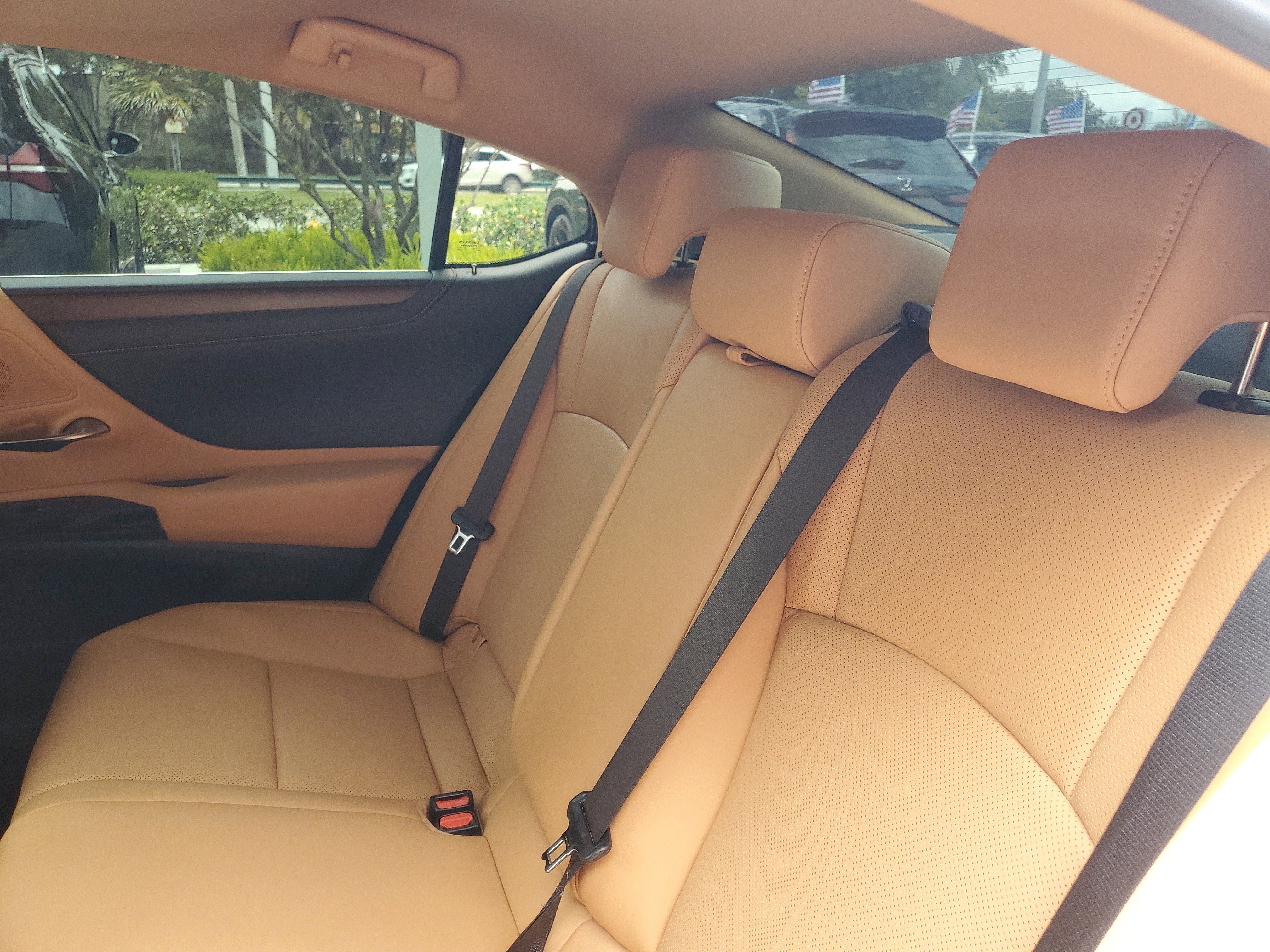 Certified Used 2025 NIGHTFALL MICA Lexus ES 300h image 13