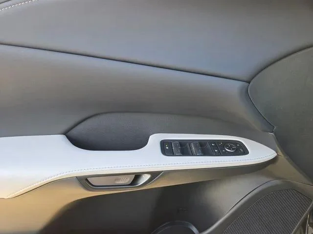 New 2026 Caviar Lexus PREMIUM image 17