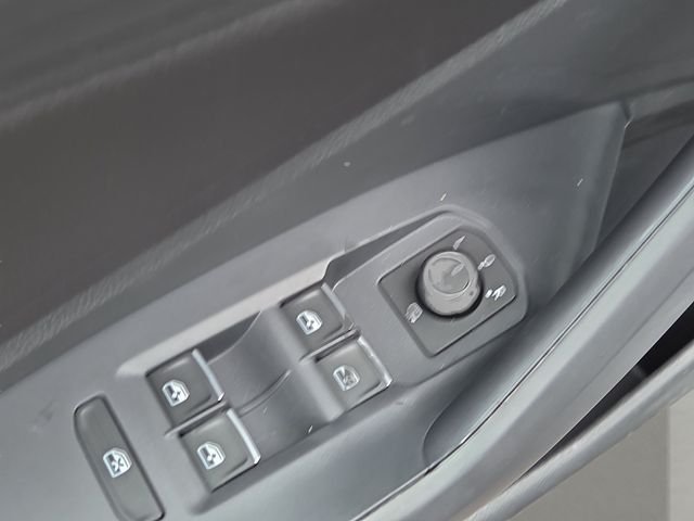 New 2026 Platinum Gray Metallic Volkswagen 1.5T S image 12