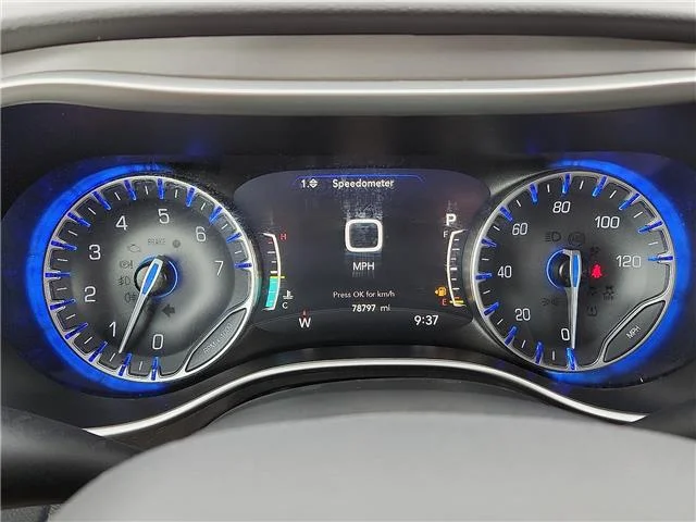 Used 2023 Gray Chrysler Touring L Front-Wheel Drive Passenger image 18