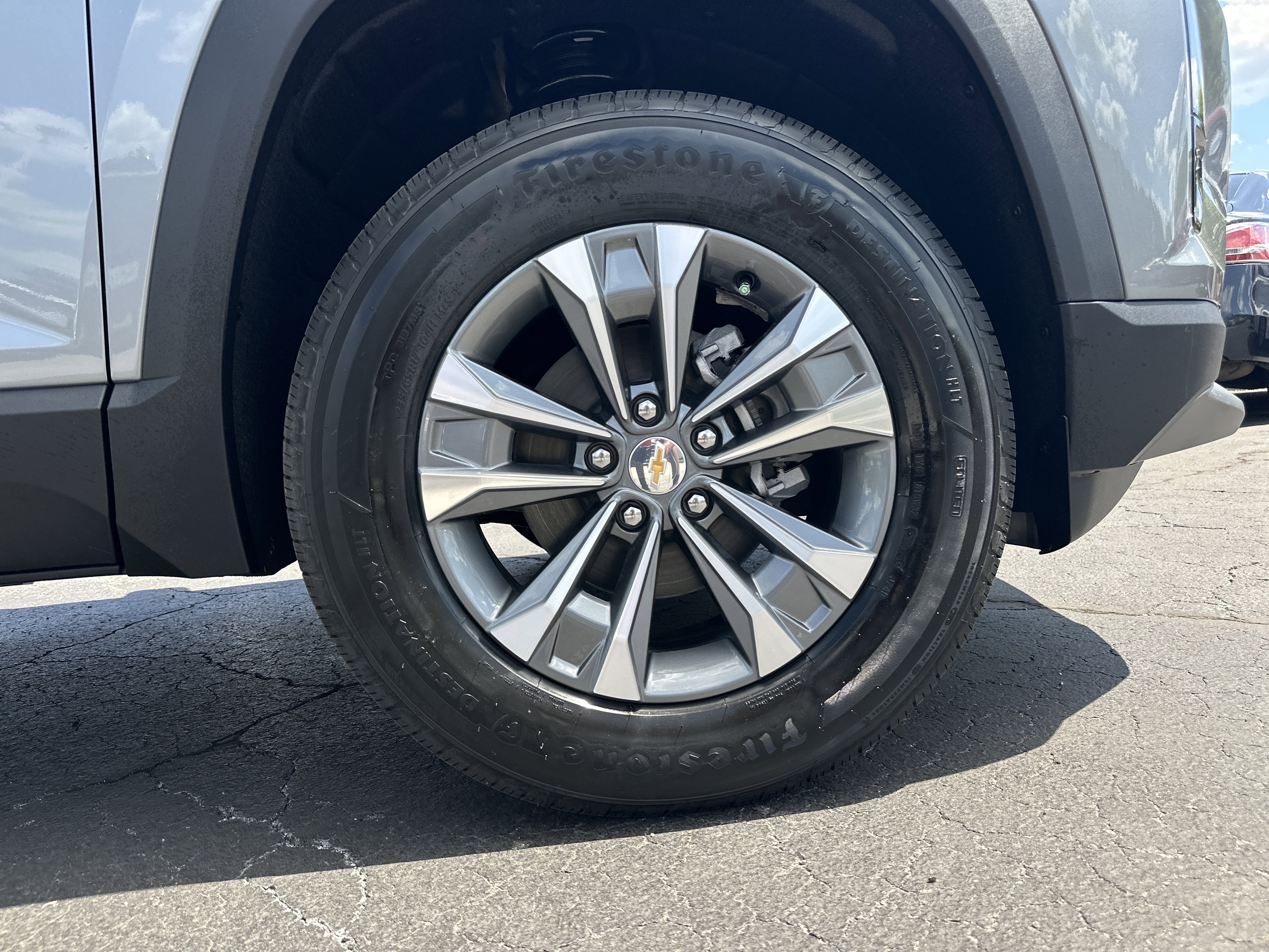 2026 Chevrolet Equinox LT - Photo 13