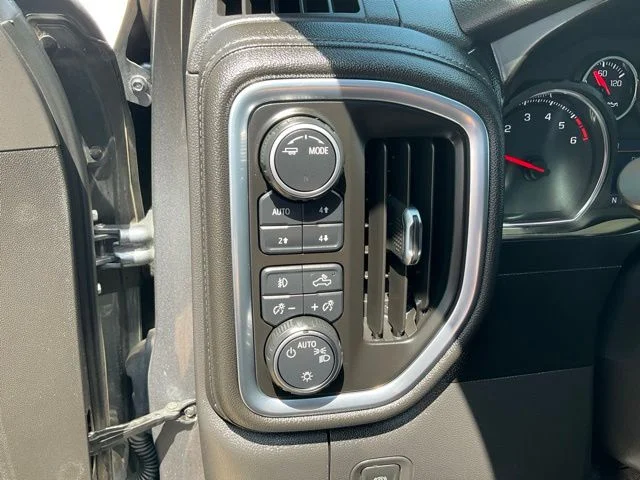 Used 2021 Gray Chevrolet RST image 9