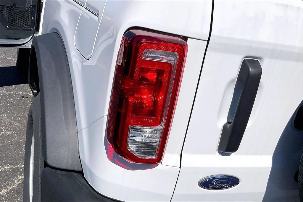 2025 Ford Bronco 2-Door Base - Photo 30