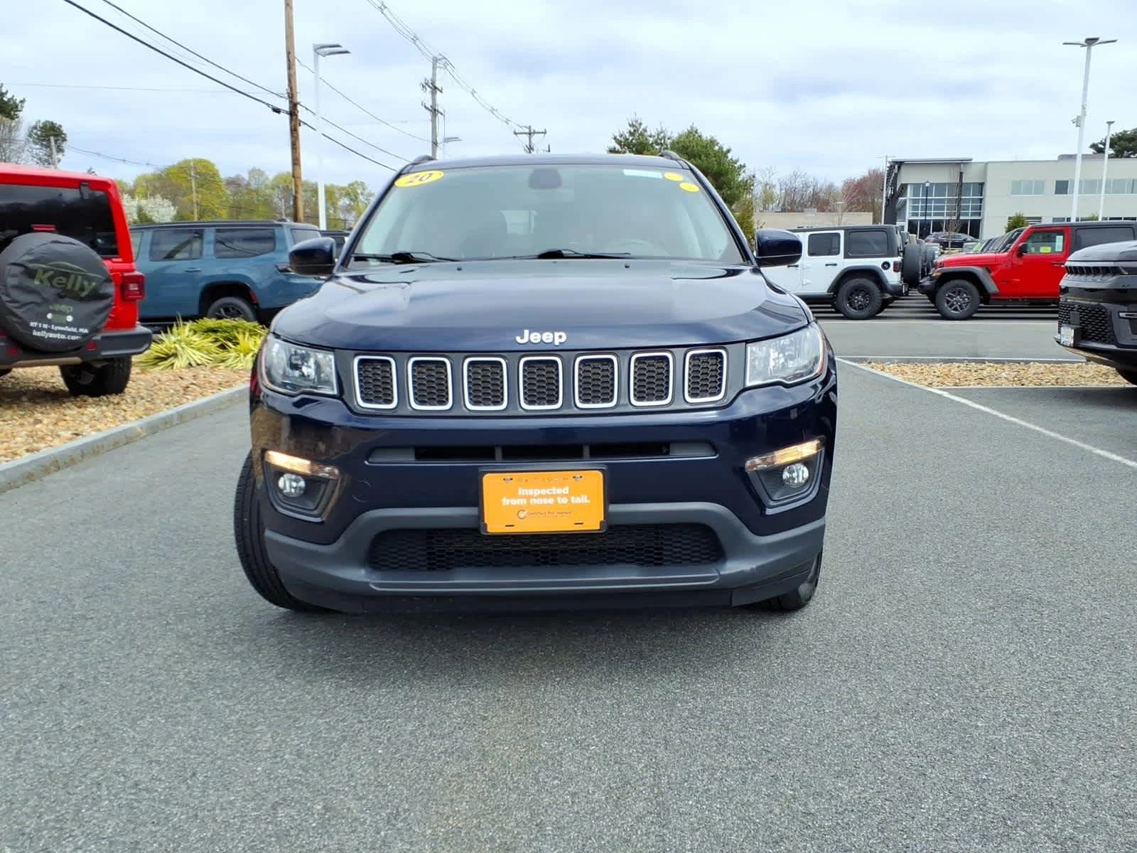 Certified Used 2020 Jazz Blue Pearlcoat Jeep Latitude image 3