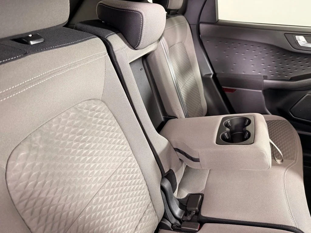 Used 2020 White Ford SE Sport image 21