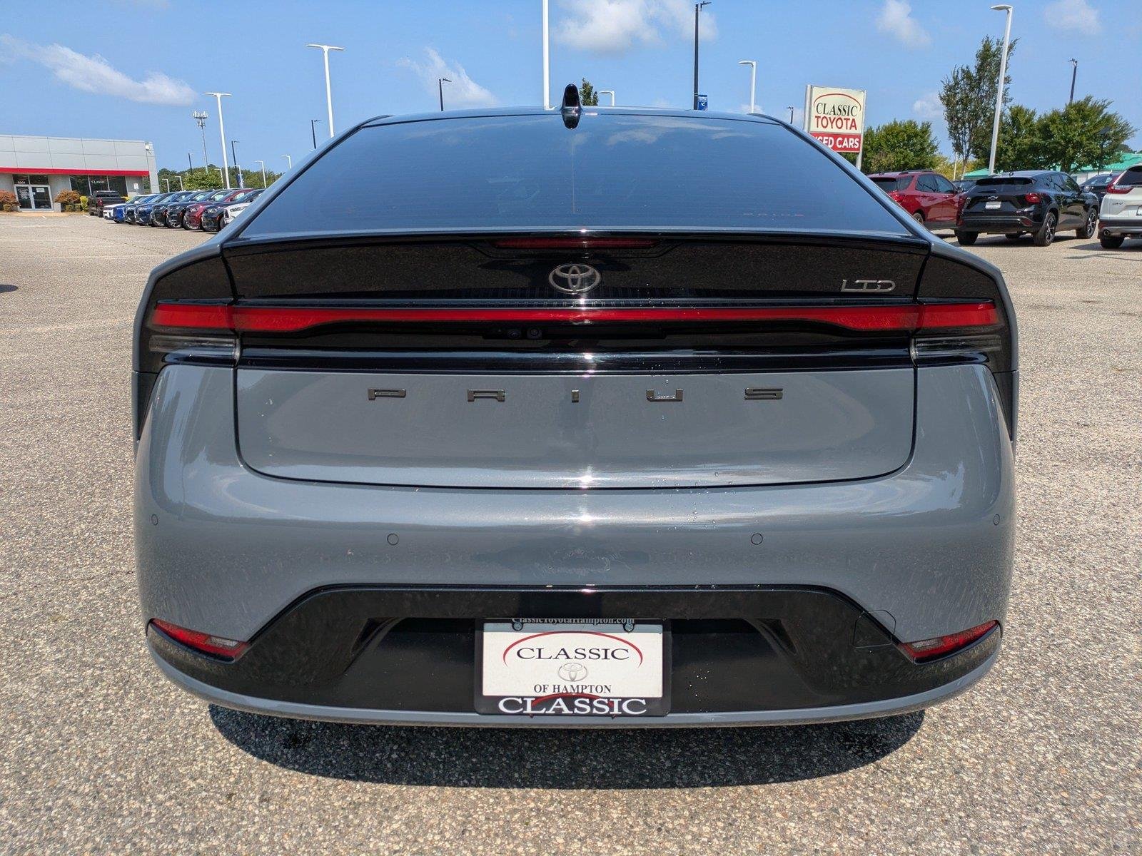 Used 2024 Guardian Gray Toyota Limited image 5