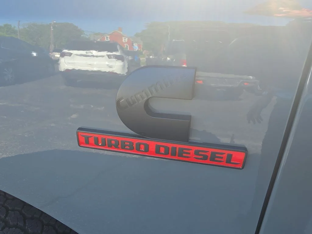 New 2026 Ceramic Gray Clear-Coat Exterior Paint RAM Laramie image 41