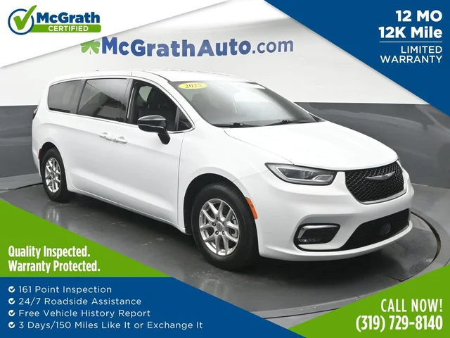 2025 Chrysler Pacifica Select