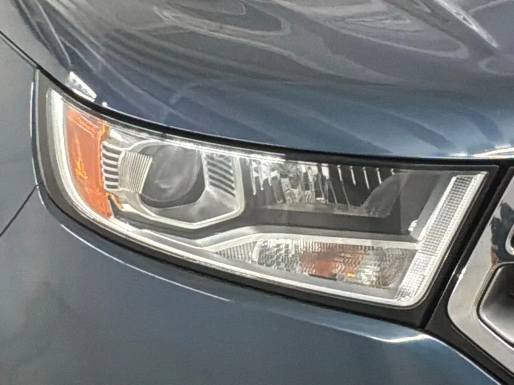 Used 2016 Blue Metallic Ford SEL image 27