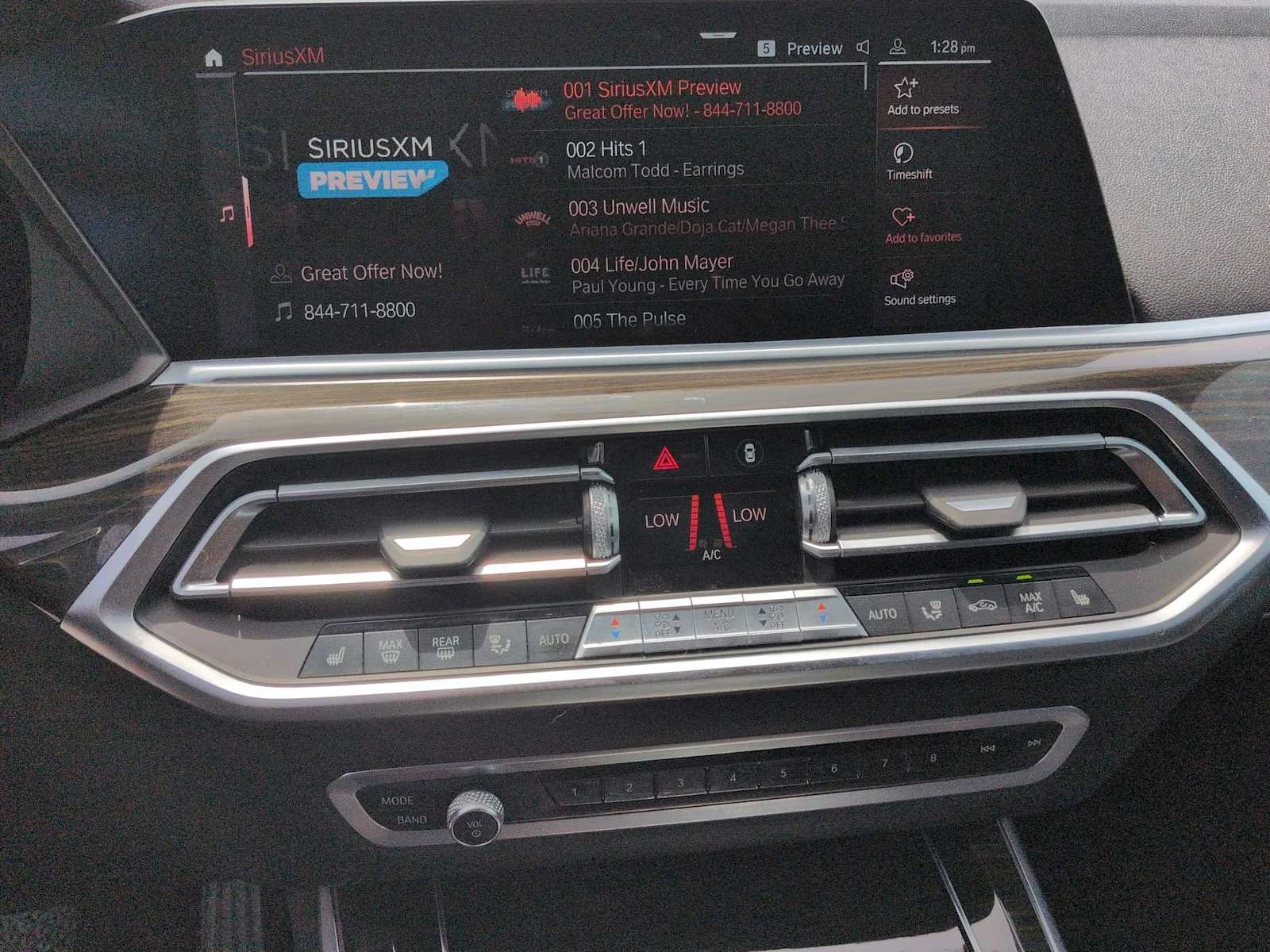 Used 2019 Phytonic Blue Metallic BMW xDrive40i image 29